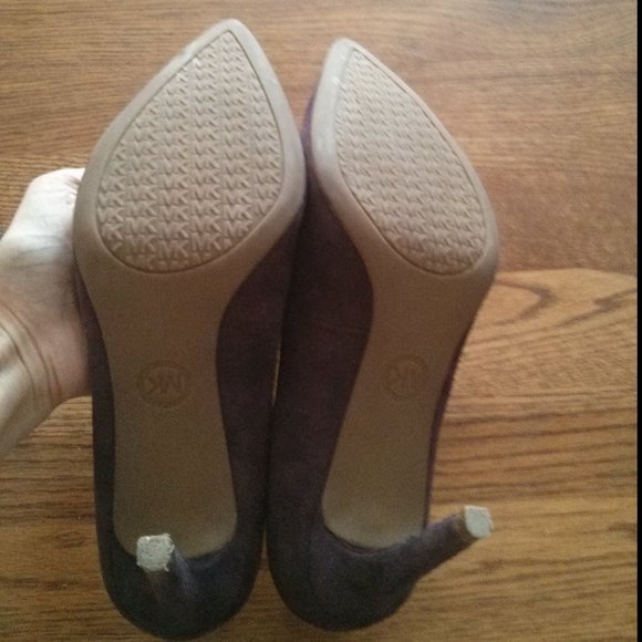 Michael Michael Kors Purple Suede Pumps Size 8 - Picture 7 of 16